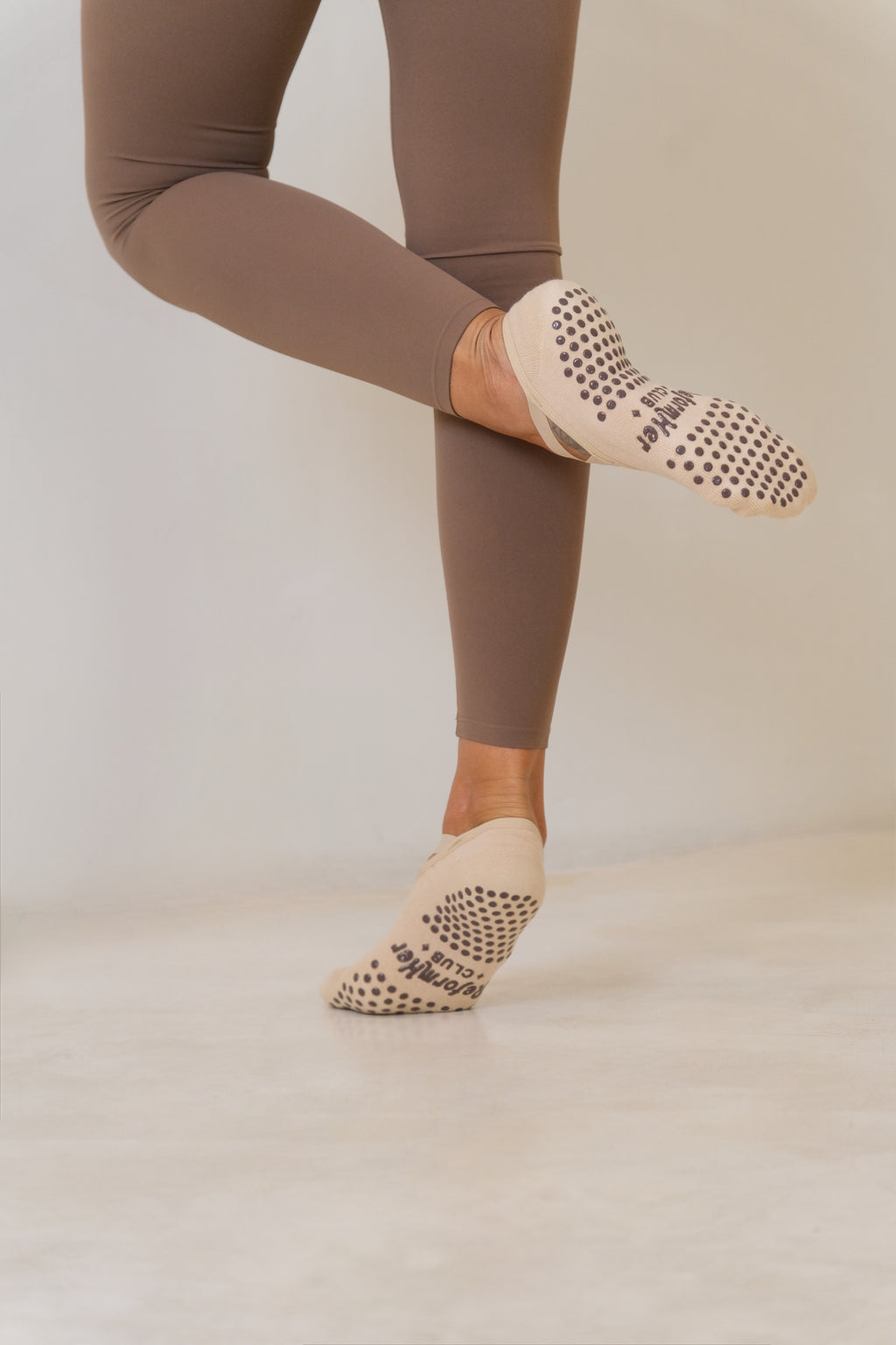 Mocha Ballet Grip Sock